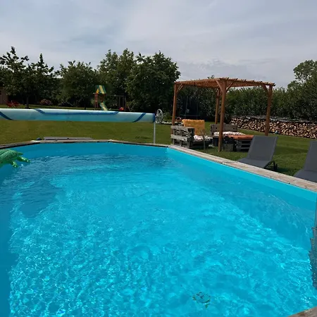 Bed & Breakfast Les Volets Bleus Cierges